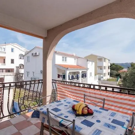 Apartment Fidelis - Two Bedroom With Terrace 6 *